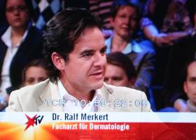 Dr. Merkert als Studiogast bei Günther Jauch in „SternTV“ (Screenshots: SternTV)